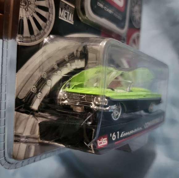 TIS Wheels 61 impale convertible diecast - Picture 5 of 6